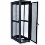 Шафа серверна CMS 45U 610 х 1055 UA-MGSE45610MPB посилена з перфорованими дверима для мережевого обладнання - Зображення 3